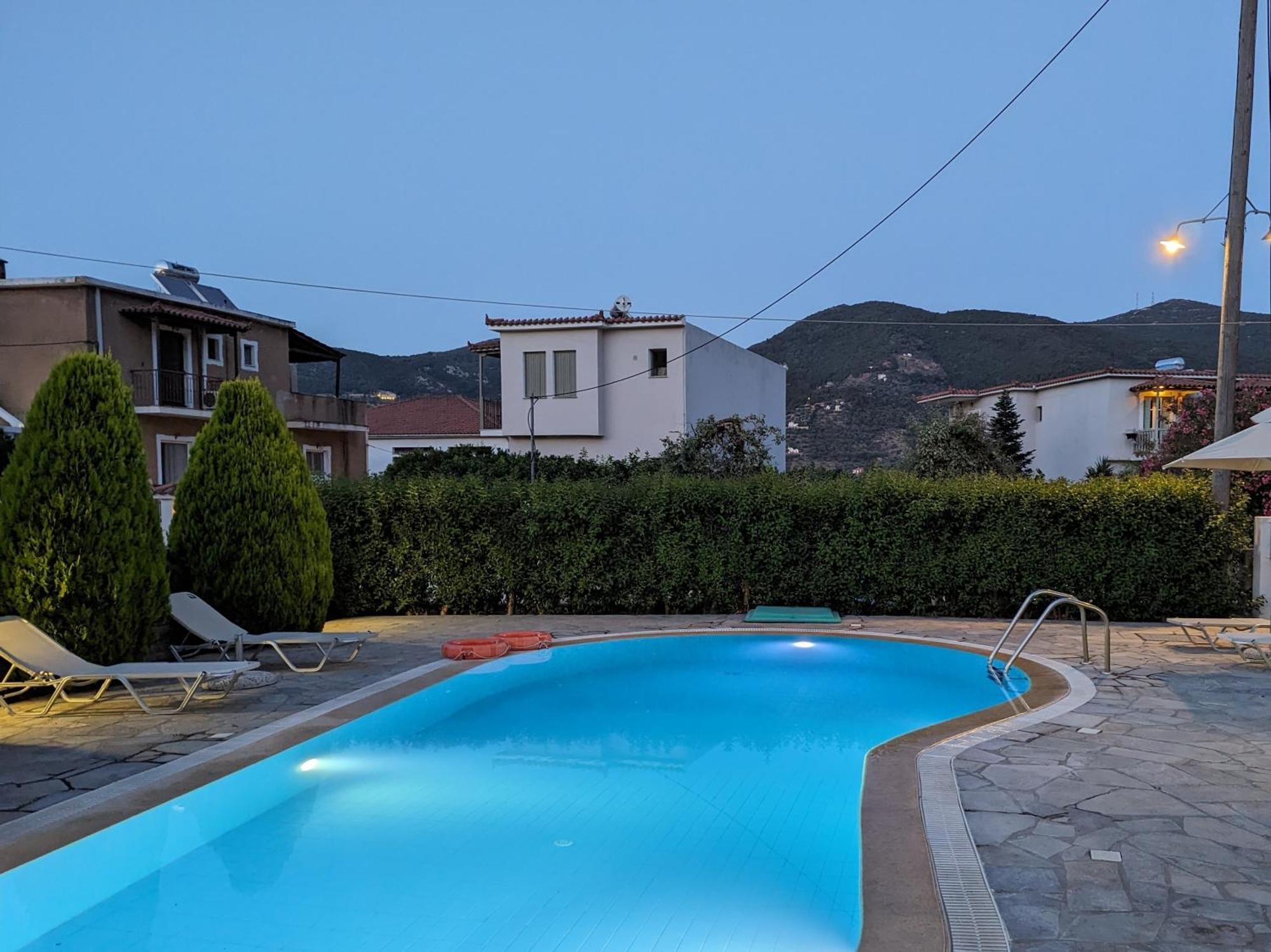 Guesthouse Christos Szkópelosz Kültér fotó