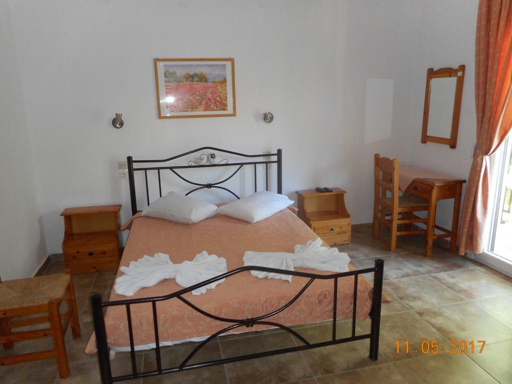 Guesthouse Christos Szkópelosz Kültér fotó