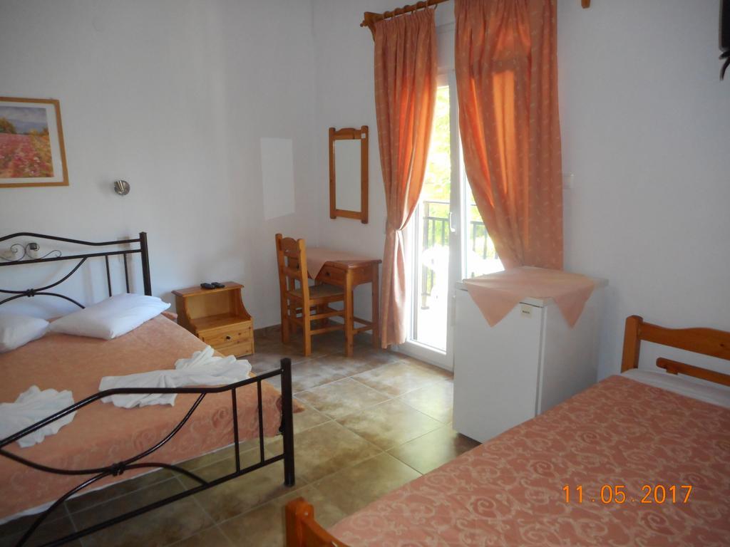 Guesthouse Christos Szkópelosz Kültér fotó